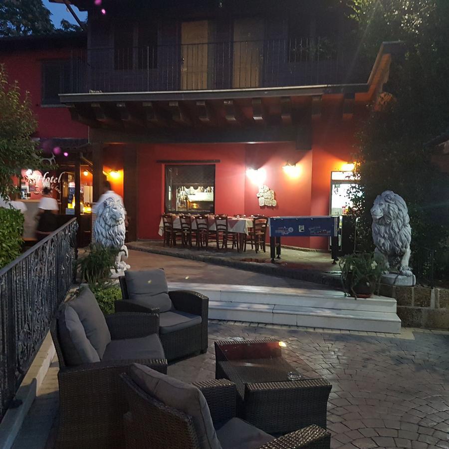 Hotel Il Dito E La Luna Ripa Teatina Екстериор снимка