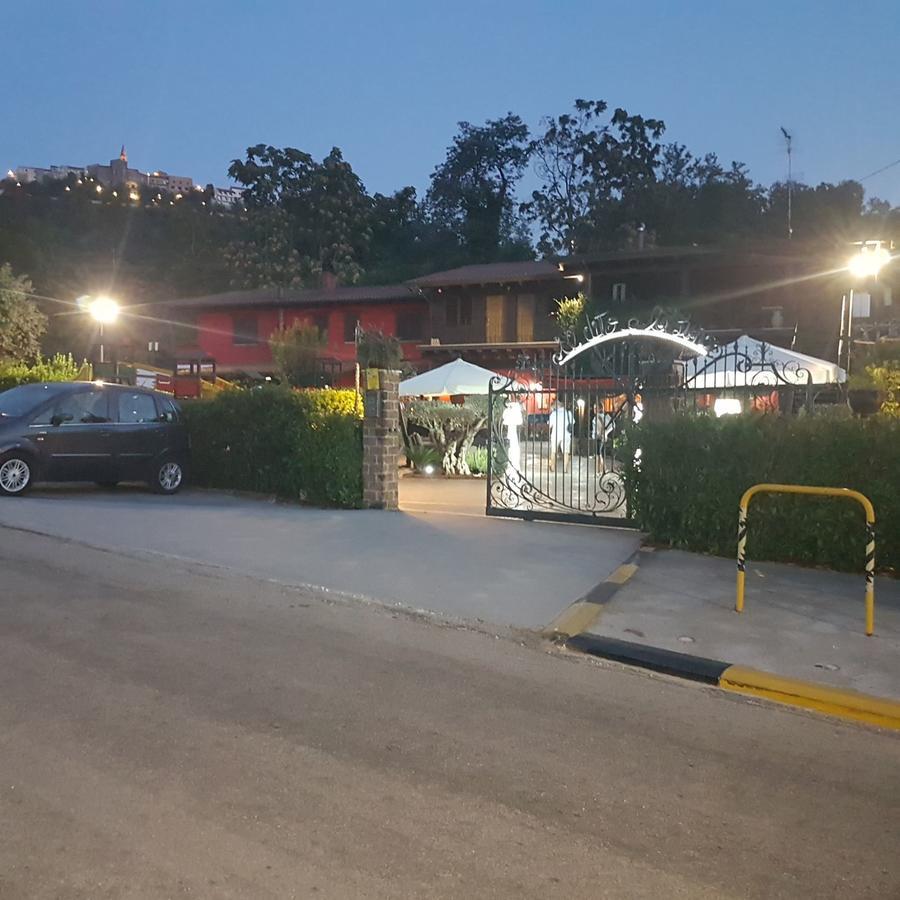 Hotel Il Dito E La Luna Ripa Teatina Екстериор снимка