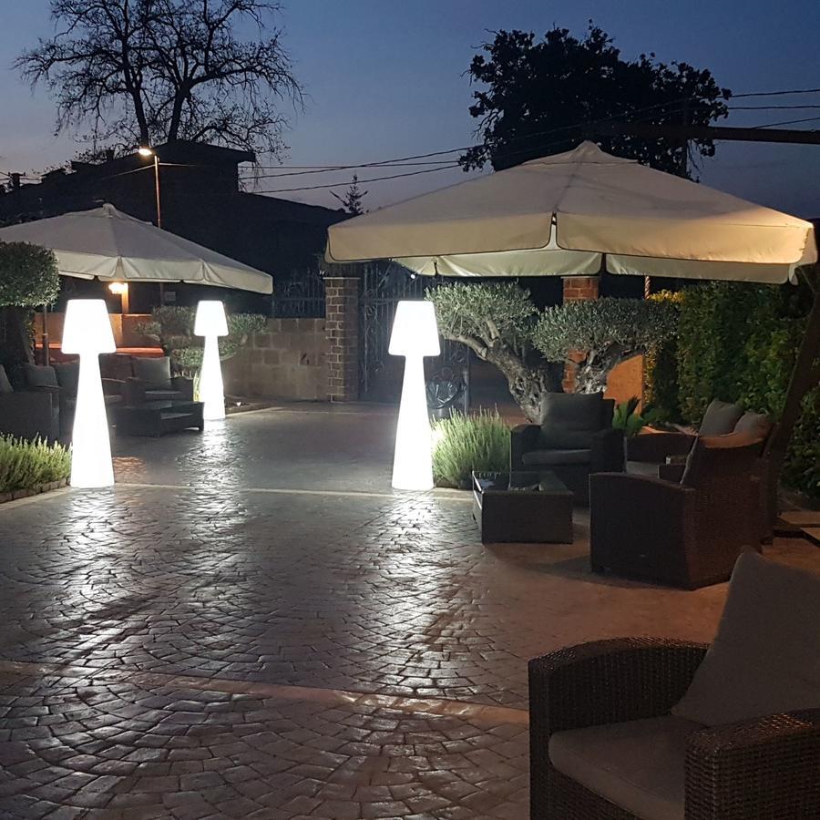 Hotel Il Dito E La Luna Ripa Teatina Екстериор снимка